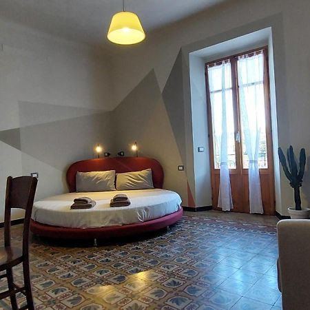Moderno Appartamento Vista Mare, Con Parcheggio Privato ポルトヴェーネレ エクステリア 写真
